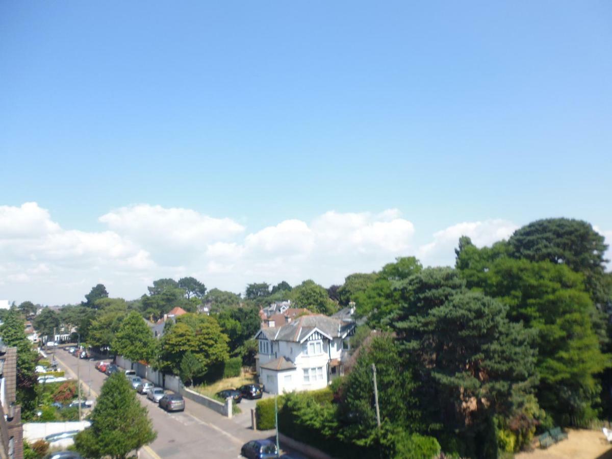 Close To Beach And Town Square Bournemouth Exterior foto